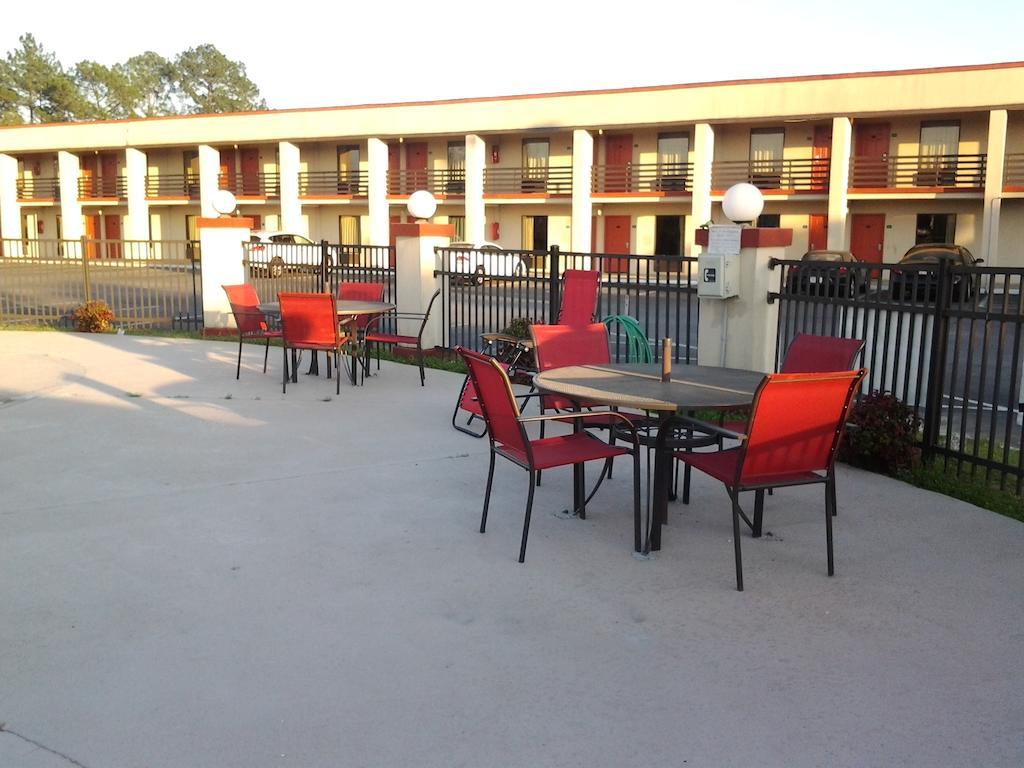 New Valdosta Inn And Suites 外观 照片
