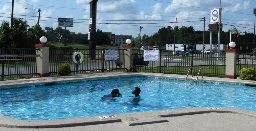 New Valdosta Inn And Suites 外观 照片